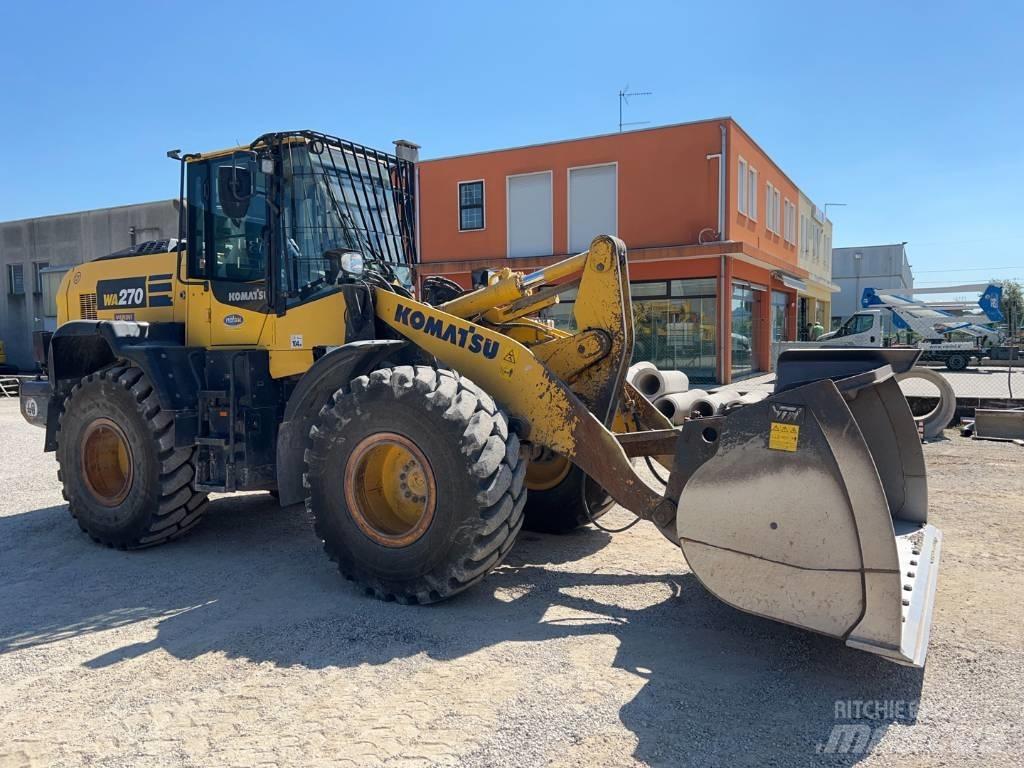 Komatsu WA 270-8 Kolesové nakladače