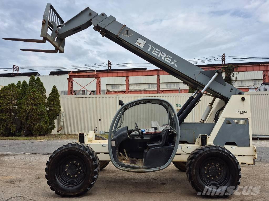 Terex TH 842 C Teleskopické manipulátory