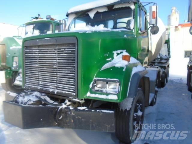 Freightliner FLC 112 Ďalšie nákladné vozidlá