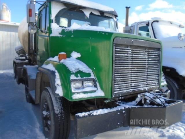 Freightliner FLC 112 Ďalšie nákladné vozidlá