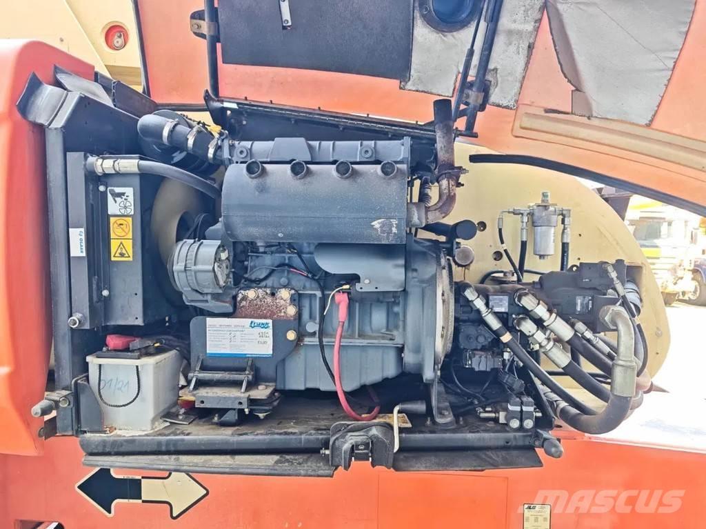 JLG 860 SJ Nožnicové zdvíhacie plošiny