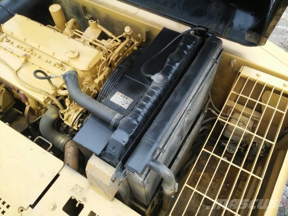 CAT 325 B Pásové rýpadlá