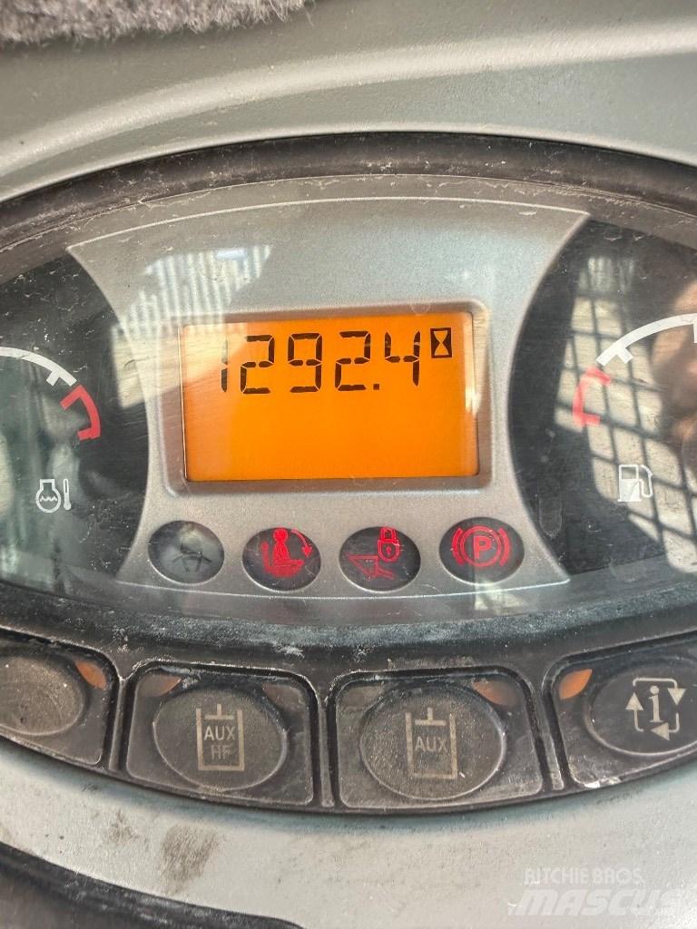Bobcat S 450 Šmykom riadené nakladače