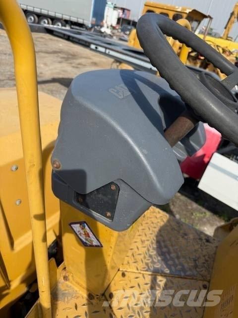 CAT CB 24 Tandemové valce