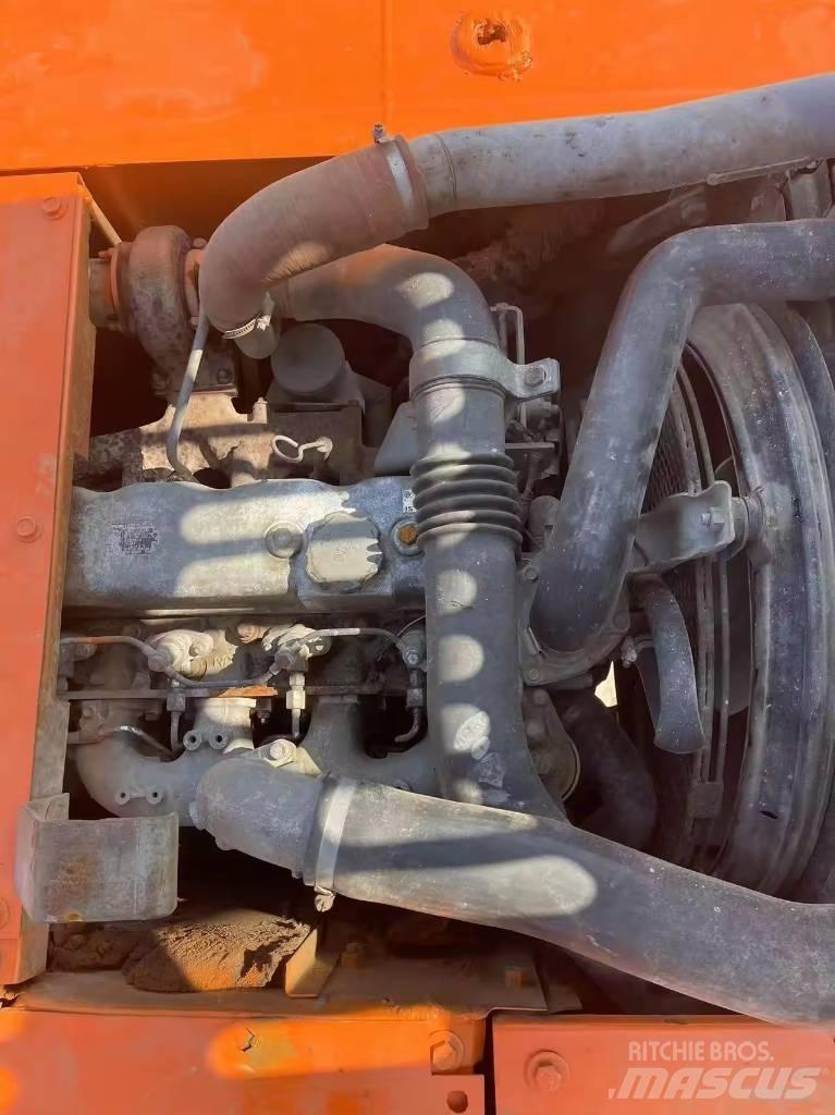 Hitachi ZX 120 Pásové rýpadlá