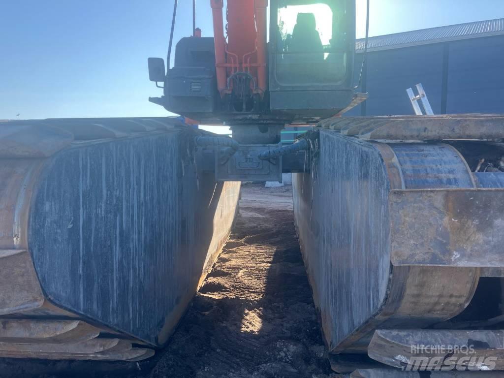 Hitachi ZX 130LCN Obojživelná rýpadlá