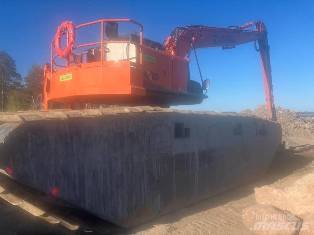 Hitachi ZX 130LCN Obojživelná rýpadlá