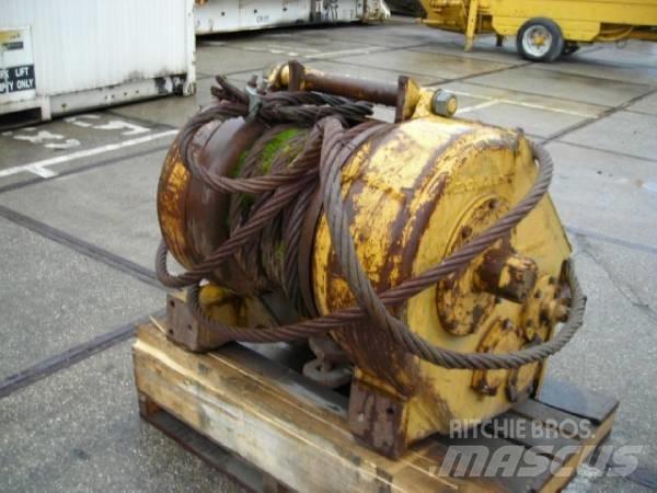 Komatsu D65E WINCH Ďalšie komponenty