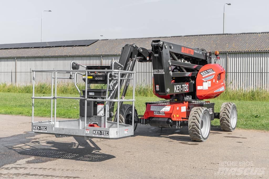 Manitou 160 ATJ e Kĺbové plošiny