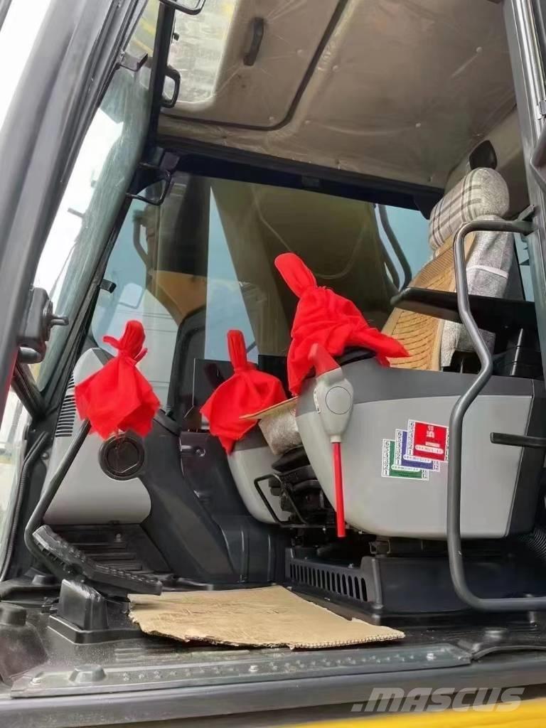 Komatsu PC450-8 Pásové rýpadlá