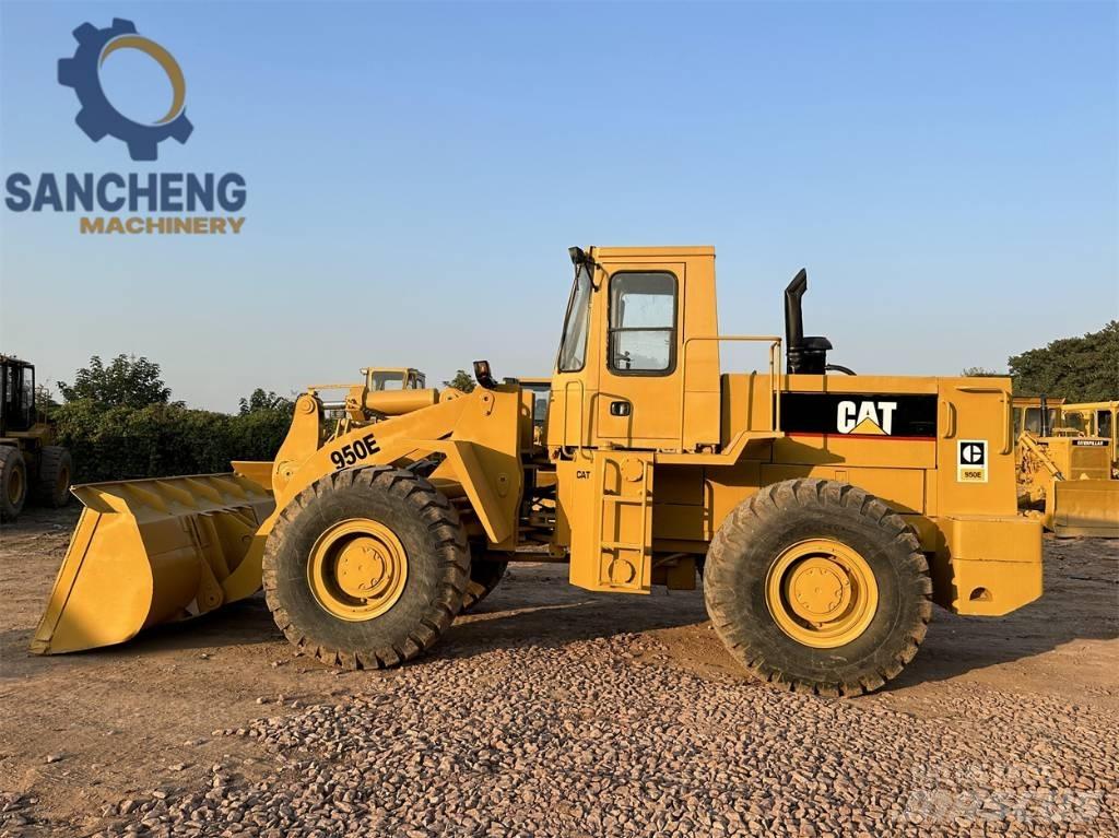CAT 950 E Kolesové nakladače
