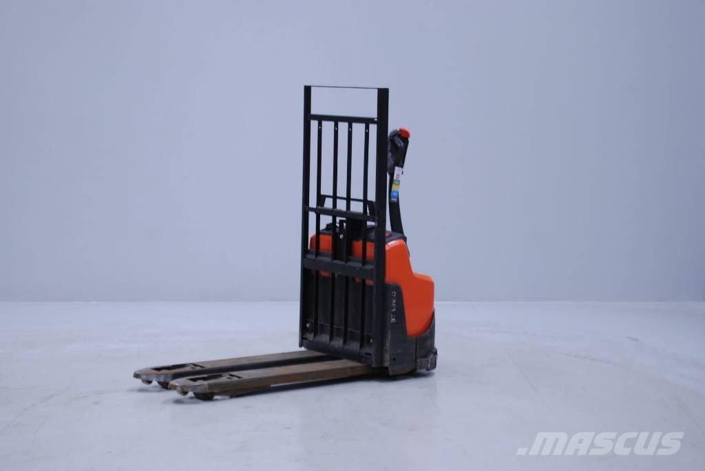 Toyota LWI160 Nízkozdvižný vozík