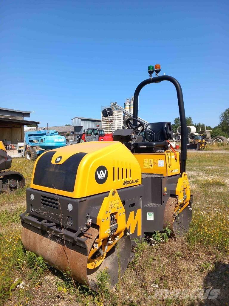 Mecalac TV1200 Vibračné zhutňovače