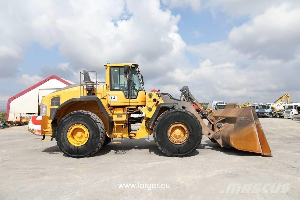 Volvo L 220 H Kolesové nakladače