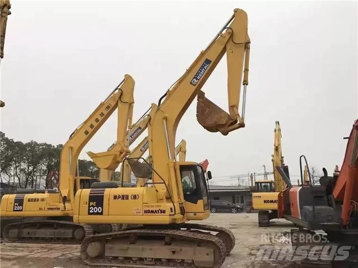 Komatsu PC 200-7 Pásové rýpadlá
