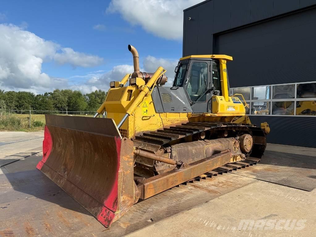 Komatsu D 65 PX-12 Pásové dozéry