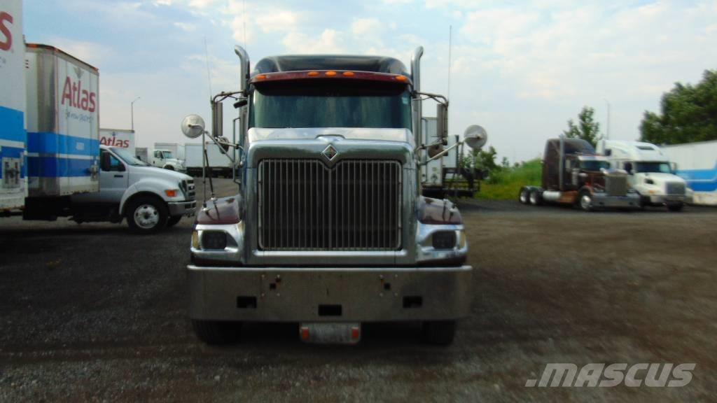 International 9900 i Ťahače