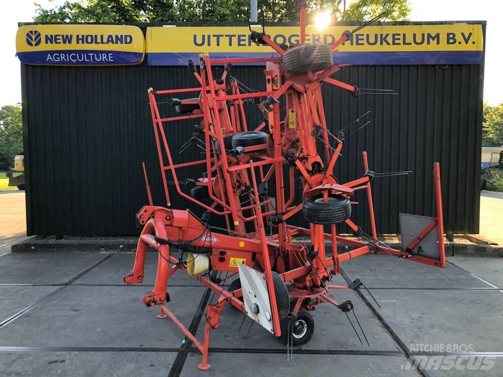 Kuhn GF 8501 M H O Obracače a zhrabovače sena