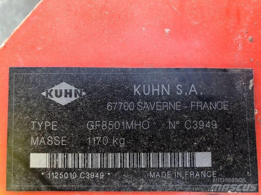 Kuhn GF 8501 M H O Obracače a zhrabovače sena
