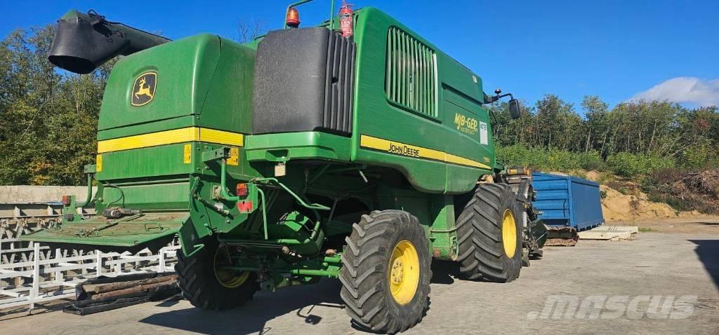 John Deere T 550 Kombinované zberacie stroje