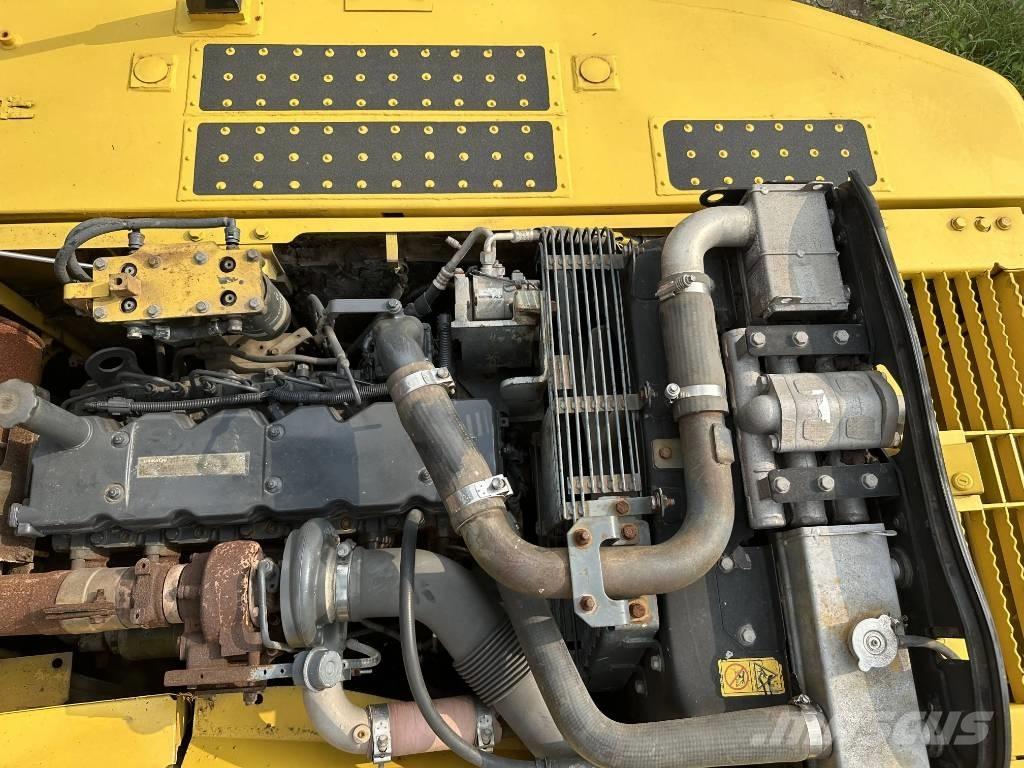 Komatsu PC240-8 Pásové rýpadlá