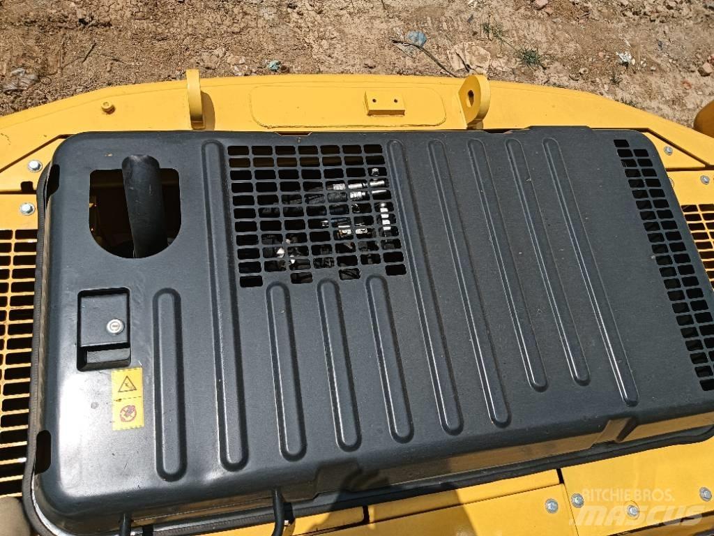Komatsu PC 130 Midi rýpadlá 7 t - 12 t