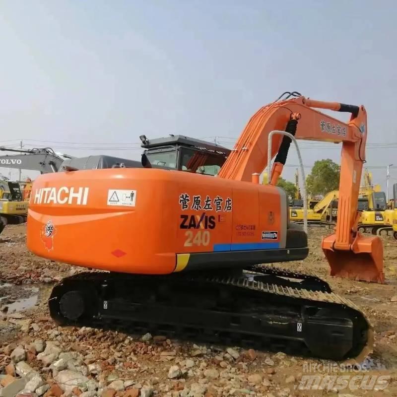 Hitachi ZX 240 Pásové rýpadlá
