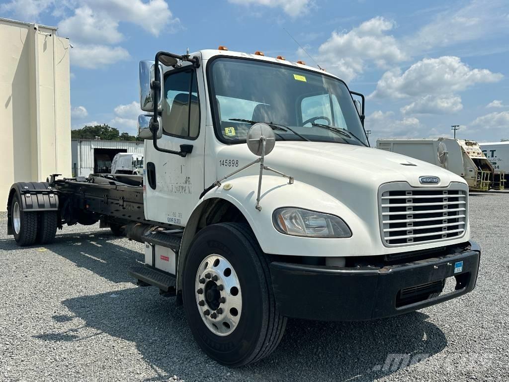 Freightliner M2 Smetiarske vozidlá
