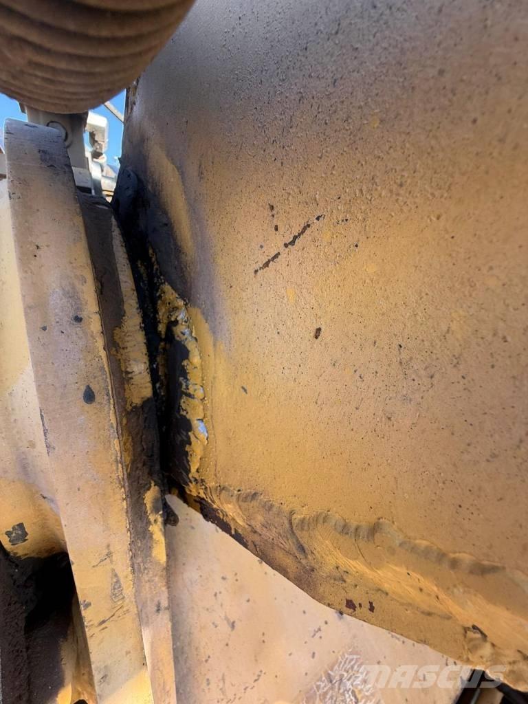 CAT 336 D Pásové rýpadlá