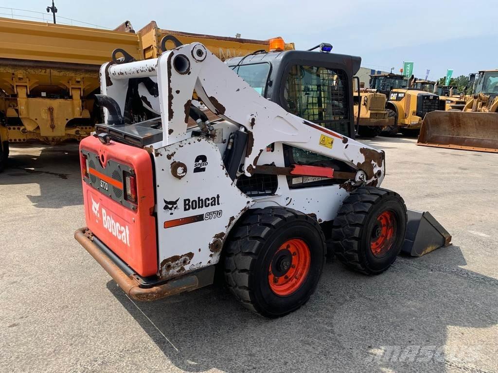 Bobcat S770 NVT Kolesové nakladače