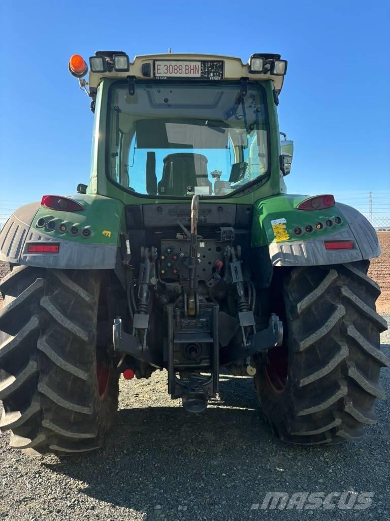 Fendt 512 Power Plus Traktory