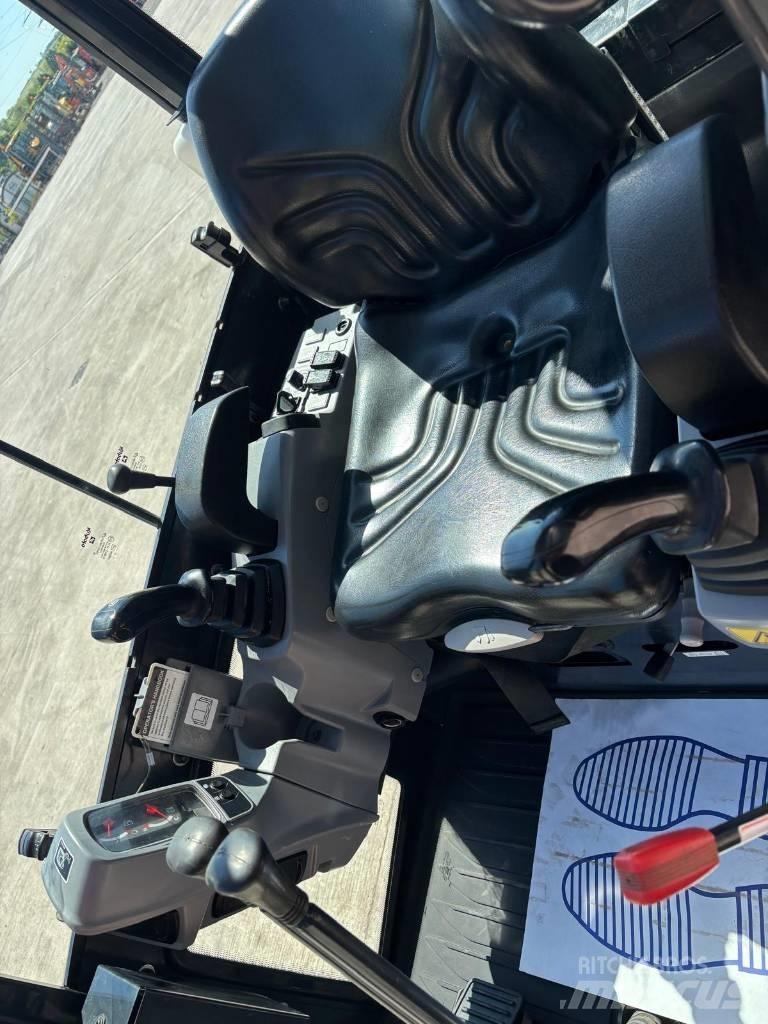 Kubota KX 015-4 Mini rýpadlá < 7t
