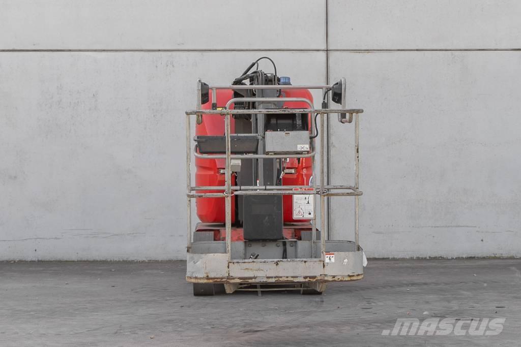 Manitou 120 AET JC Kĺbové plošiny