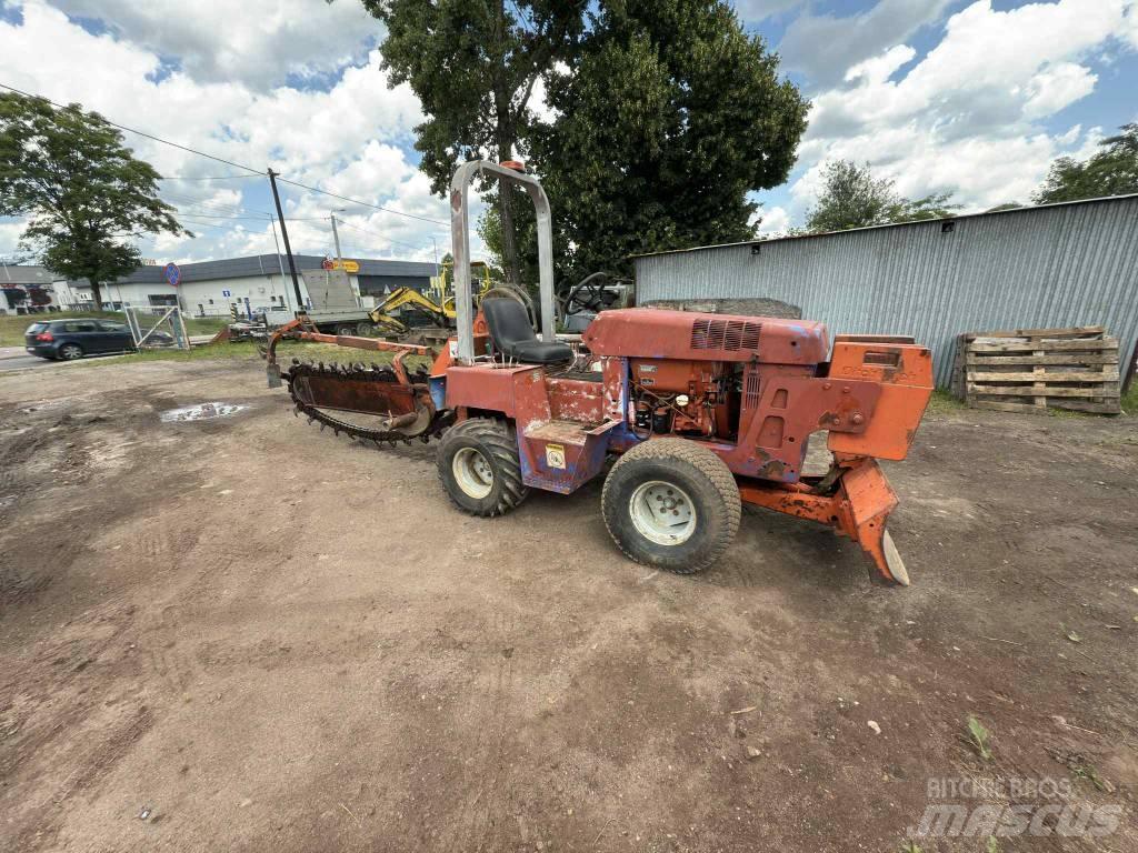 Ditch Witch 3500 Rýhovače