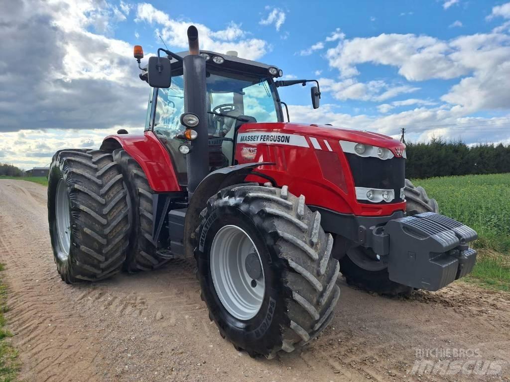 Massey Ferguson 7715 Traktory