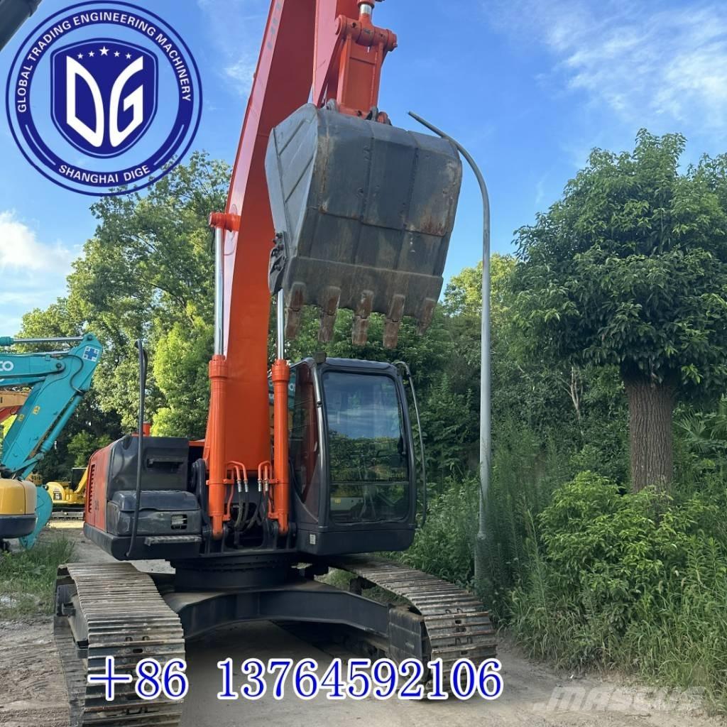 Hitachi 210LC Pásové rýpadlá