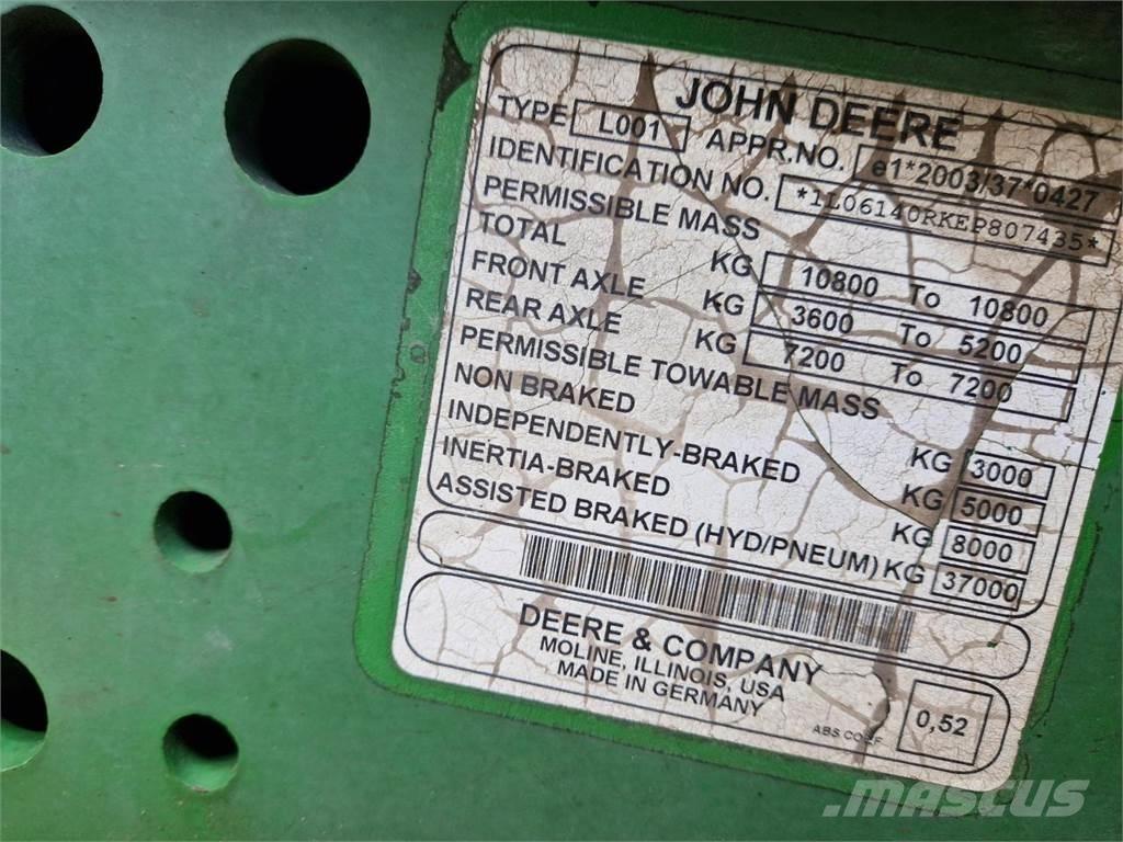 John Deere 6140R Traktory