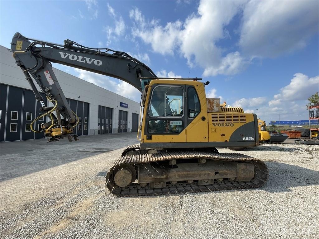 Volvo EC 180 B LC Pásové rýpadlá