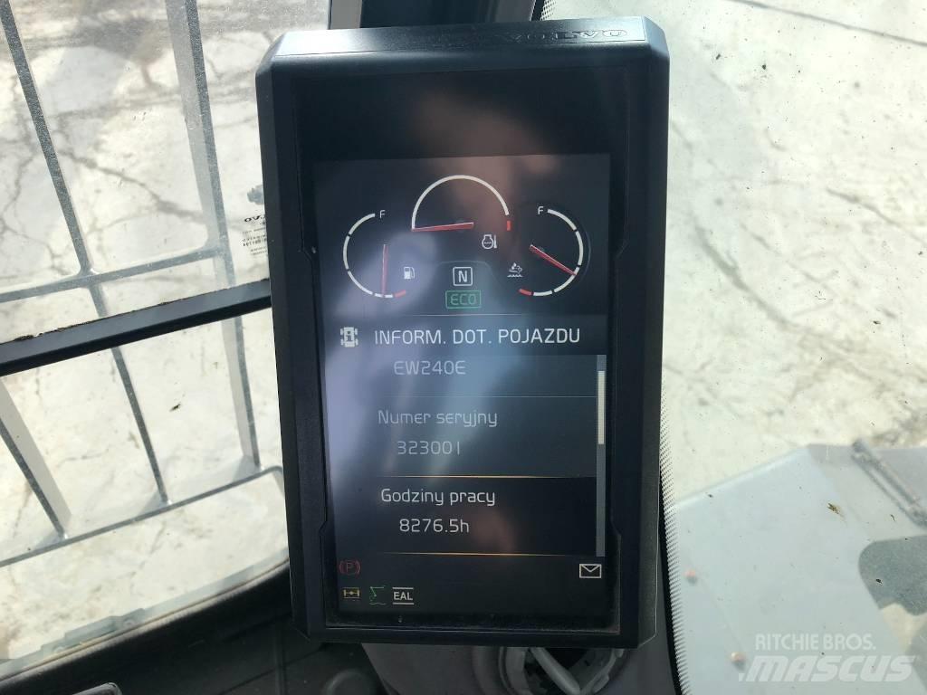 Volvo EW240EMH Stroje pre manipuláciu s odpadom