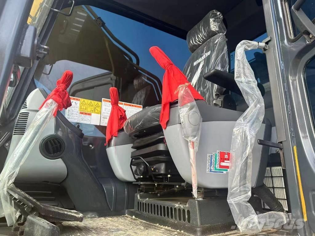 Komatsu PC450-8 Pásové rýpadlá