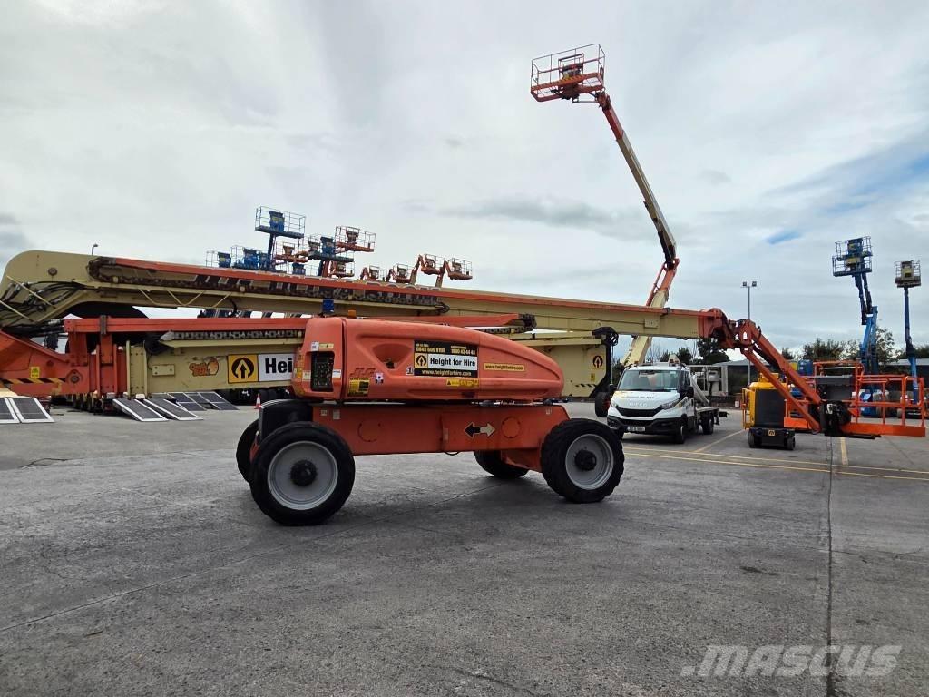 JLG 1250 AJP Kĺbové plošiny