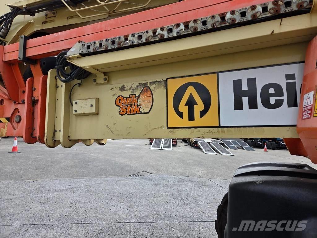 JLG 1250 AJP Kĺbové plošiny
