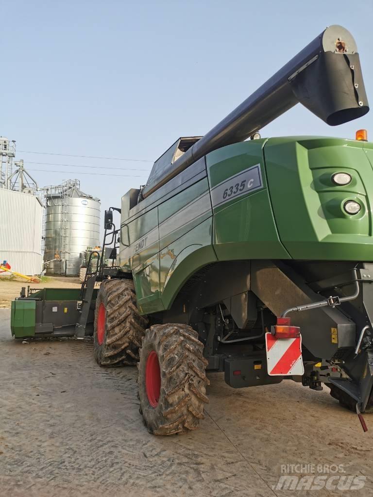 Fendt 6335 Kombinované zberacie stroje