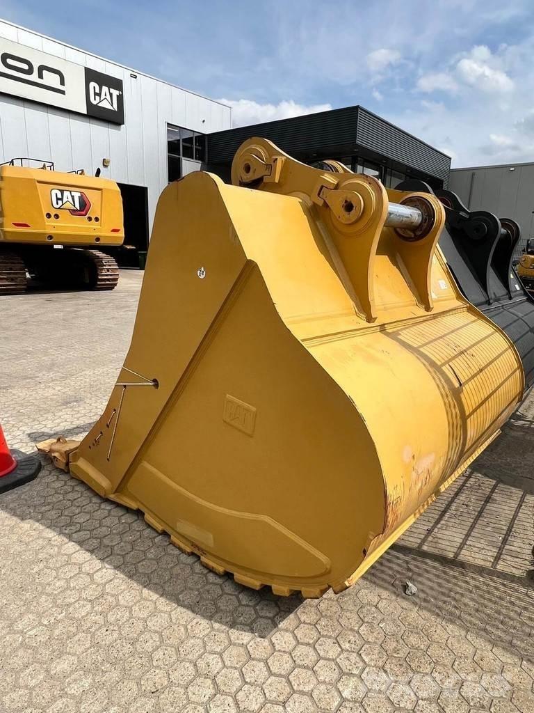 CAT 374 Pásové rýpadlá