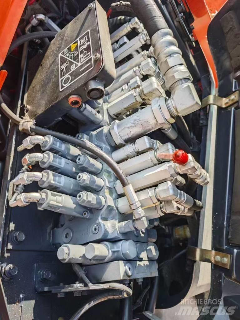 Kubota 185-3 Pásové rýpadlá