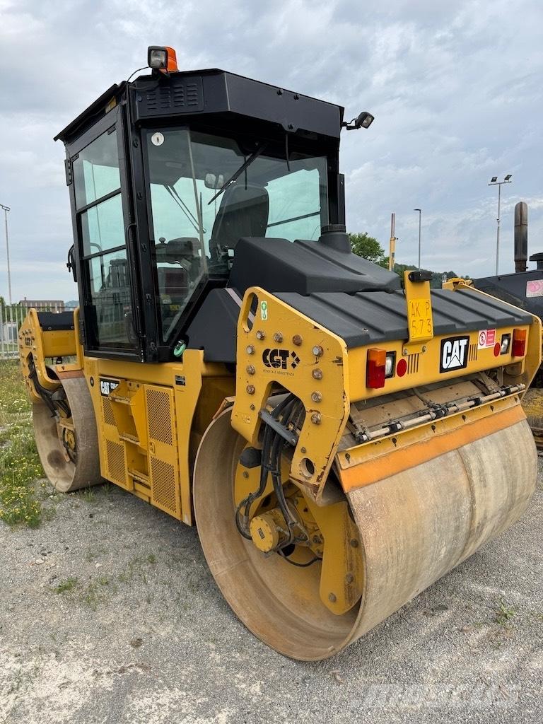 CAT CD 54 B Tandemové valce