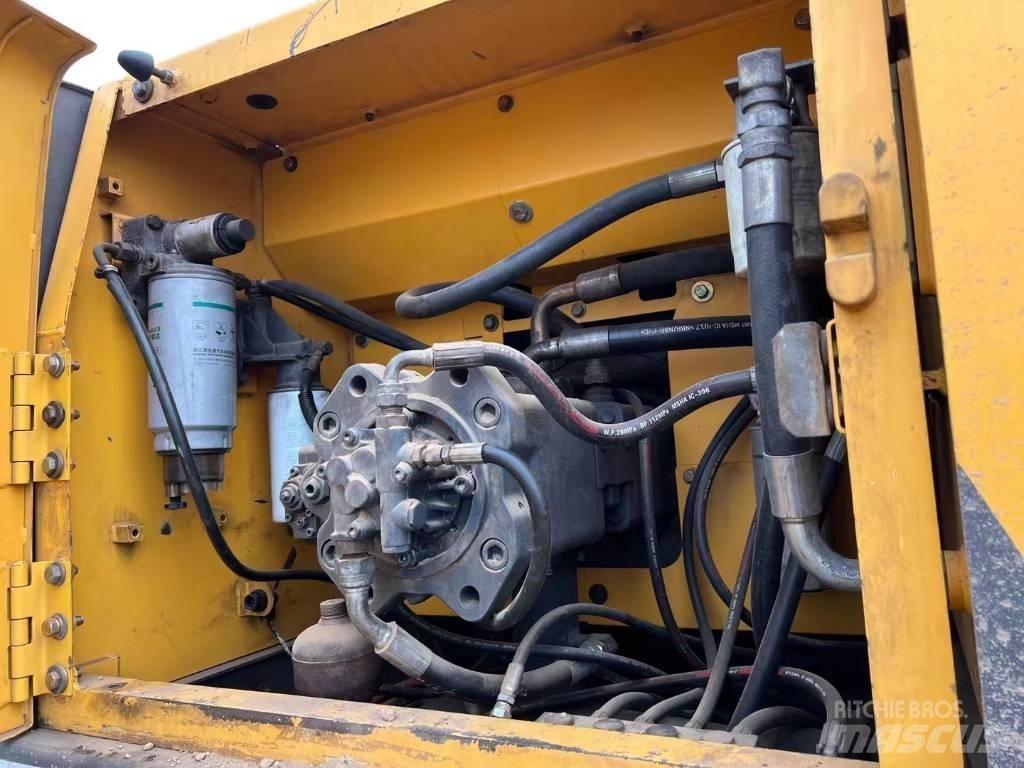 Volvo EC 290 B LC Pásové rýpadlá