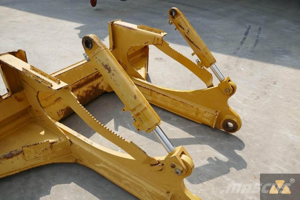 CAT Skidder blade Radlice