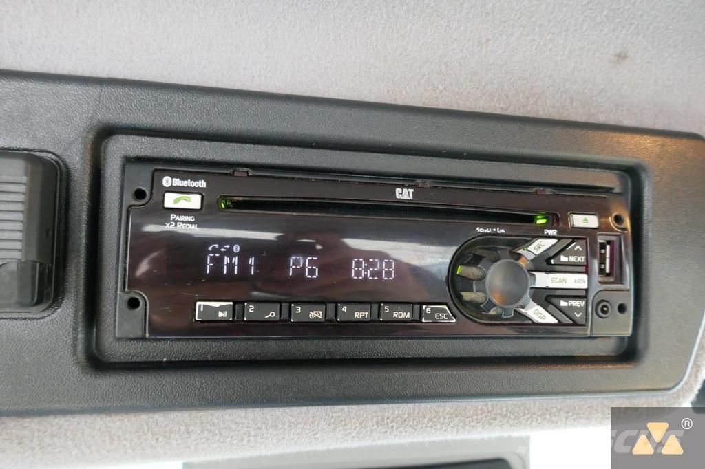 CAT 980M Kolesové nakladače