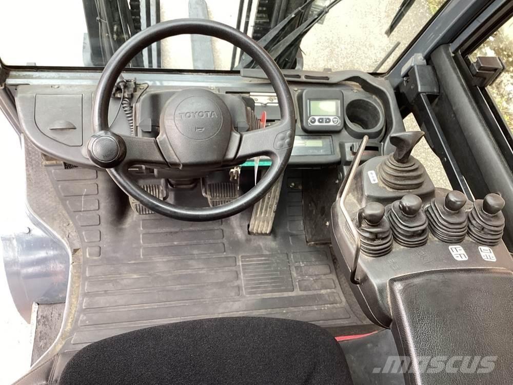 Toyota 8FDJF35 Dieselové vozíky